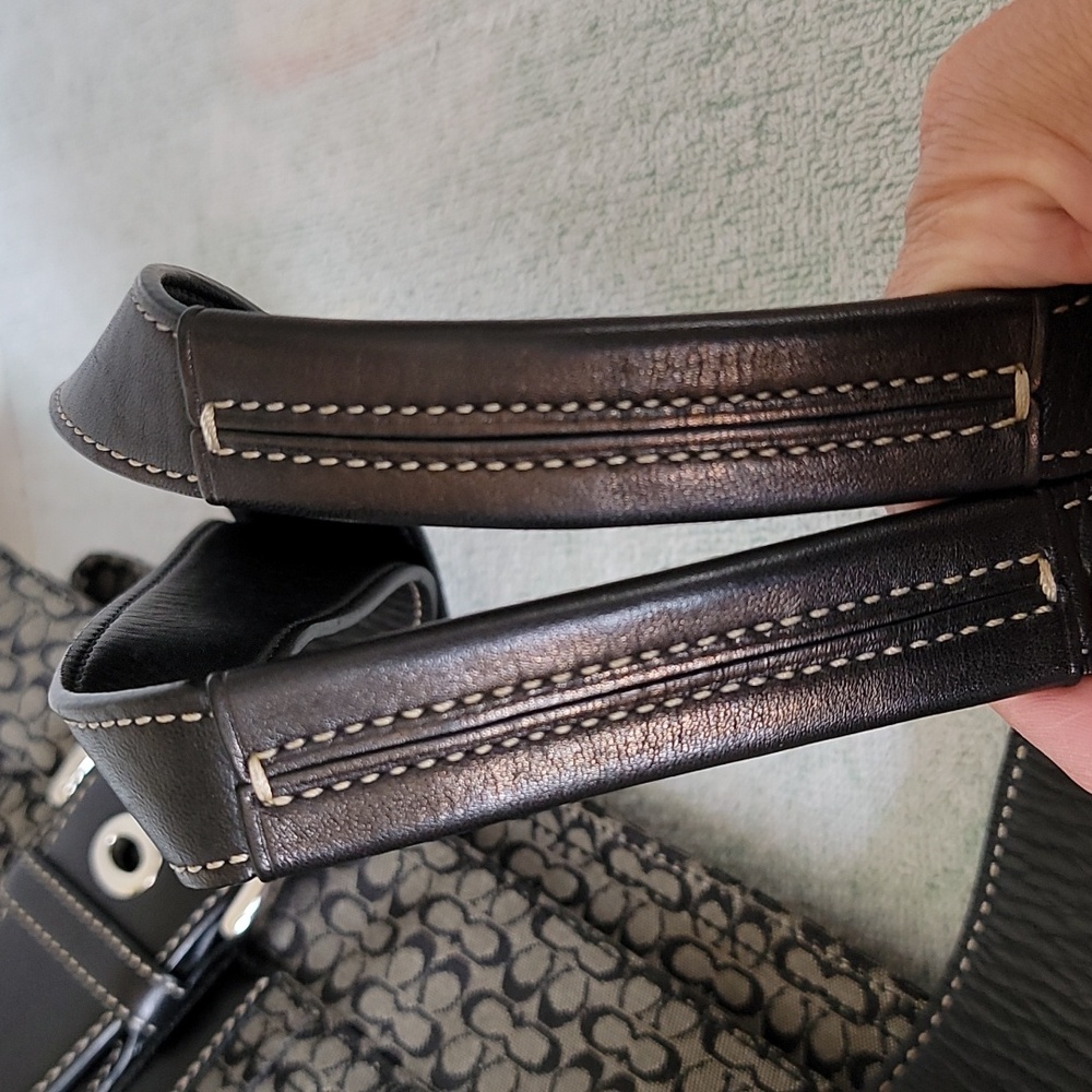 Coach vintage signature C and leather shoulder handbag - Picture 10 of 16